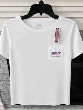 Vineyard Vines Flag Tee Women’s White Short-Sleeve Pocket Tee w Flag Whale Patch